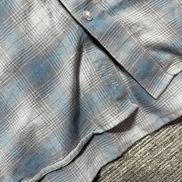Travis Mathew Flannel Button Up Shirt Men's 2XL Blue Gray Plaid Long Sleeve - Picture 6 of 13